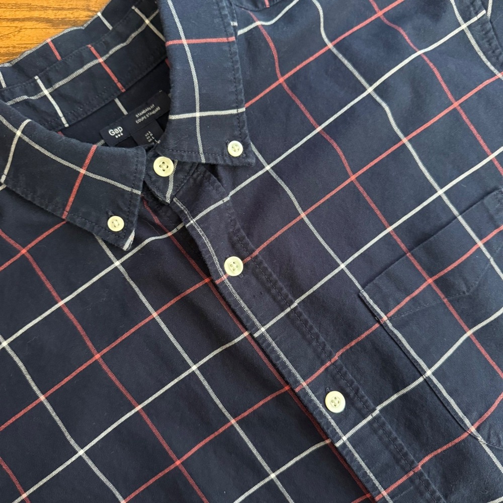 GAP Men's Standard Fit Plaid Button‎ Down Shirt Long Sleeve Navy Red White